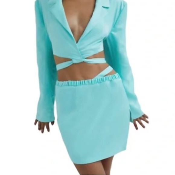 NEW For Love & Lemons Marie Asymmetrical Satin Aqua Side Slit Mini Skirt Size XS - Picture 3 of 15